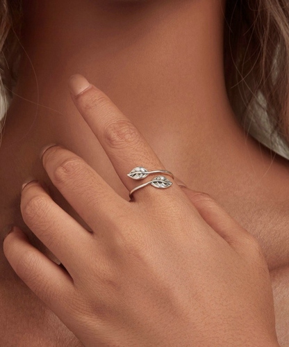 Anel Feminino Folhas Prata 925