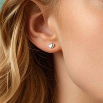 Brinco Mini Coração em Prata 925