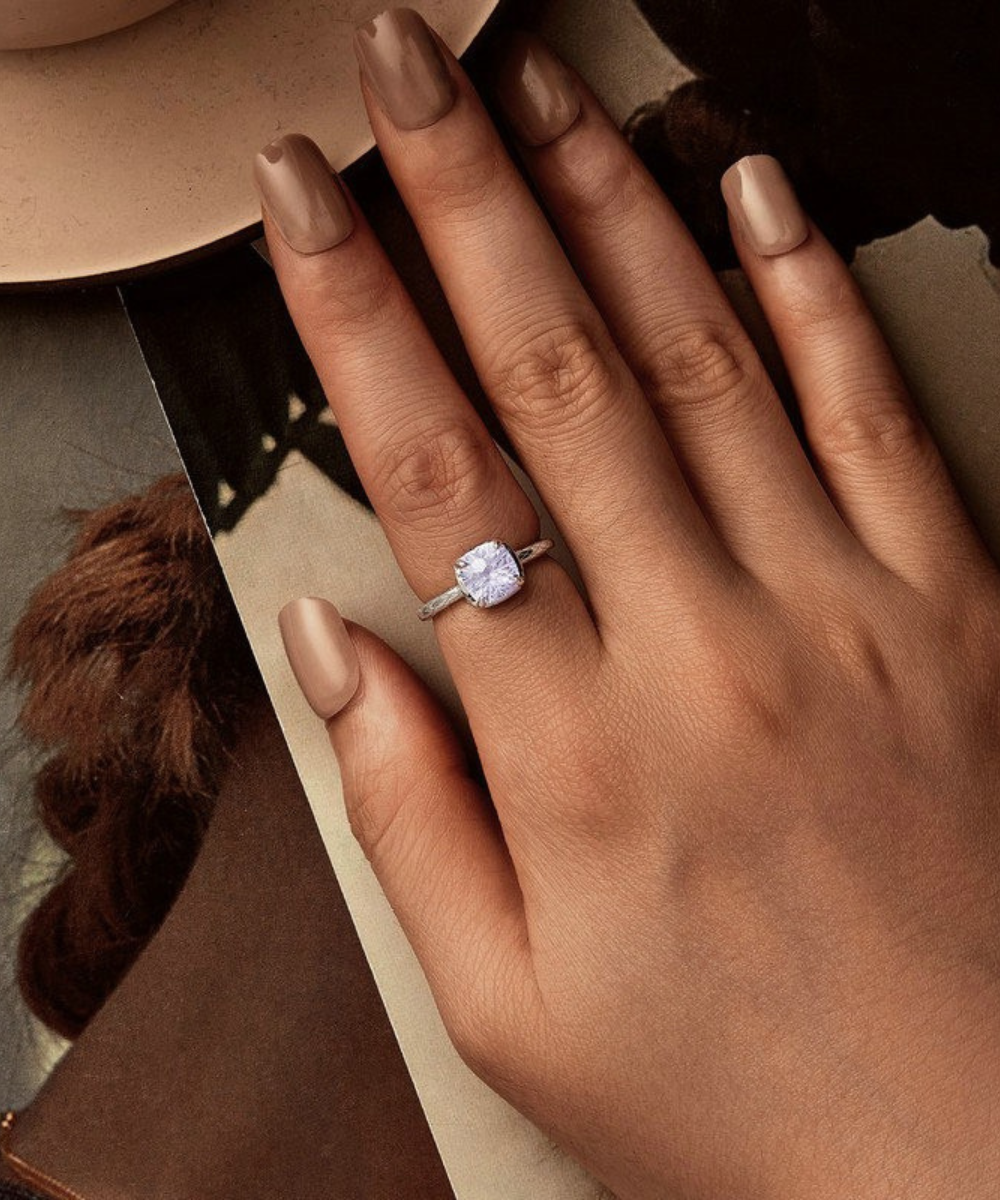 Anel Solitário Crystal Lilás Prata 925