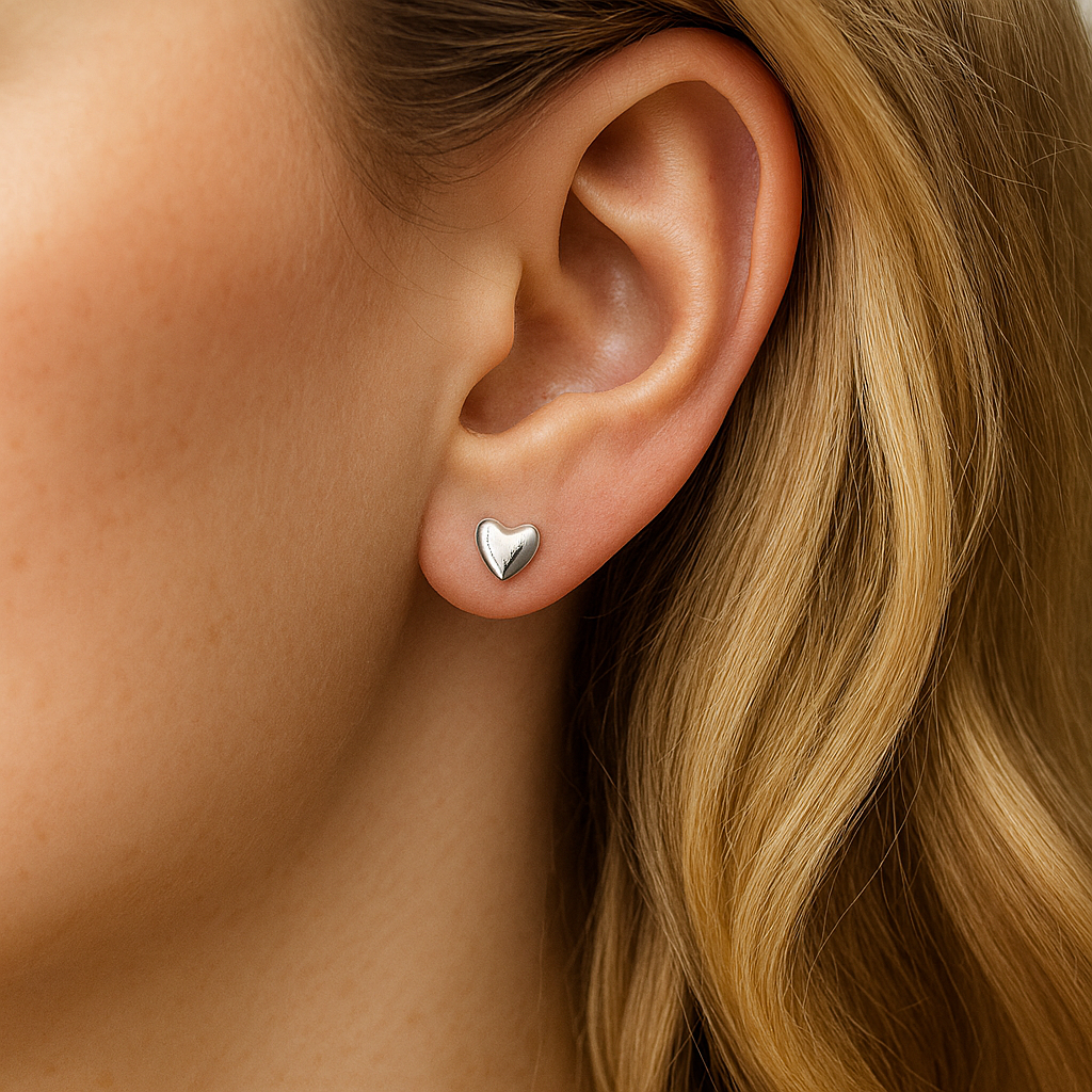 Brinco Mini Coração em Prata 925